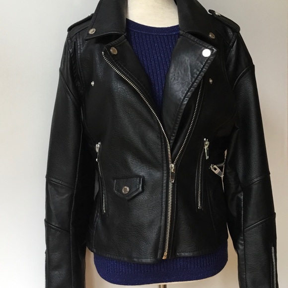 Faux leather jacket size small - Picture 2 of 5